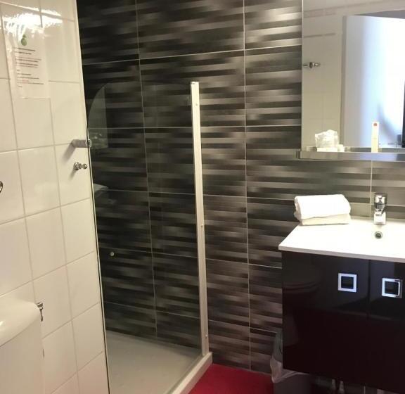 فندق Hôtel Calme Des Pins & Spa