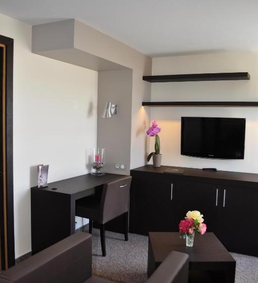 فندق Hôtel De La Baie Des Trépassés