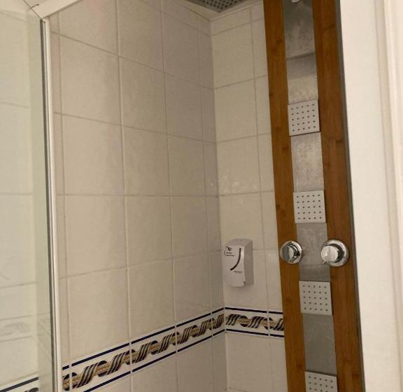 فندق Hôtel De La Poste