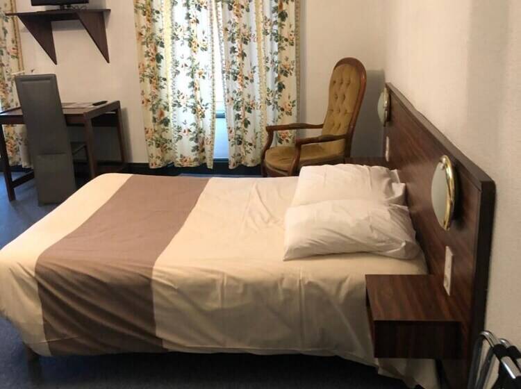 酒店 Hôtel Des Voyageurs