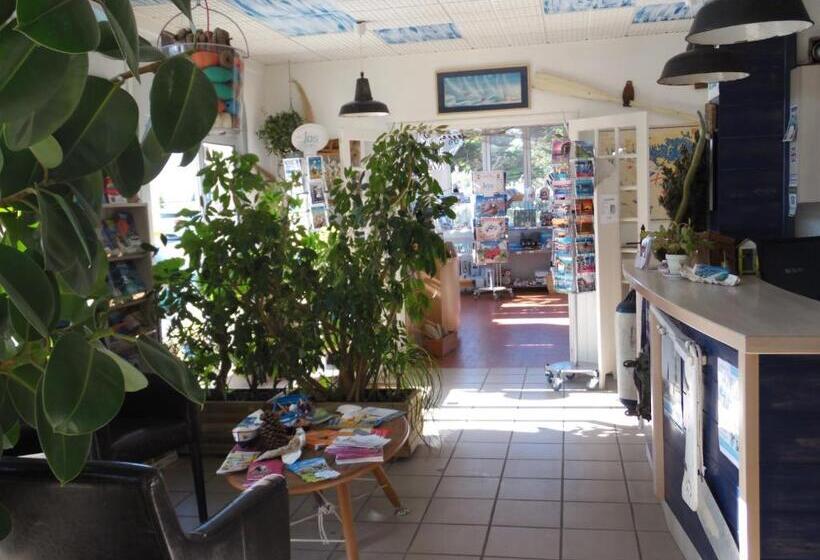 בית מלון כפרי Hôtel Du Petit Matelot