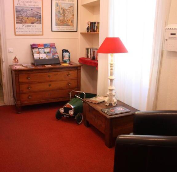 ホテル Hôtel Le Chalet Fleuri