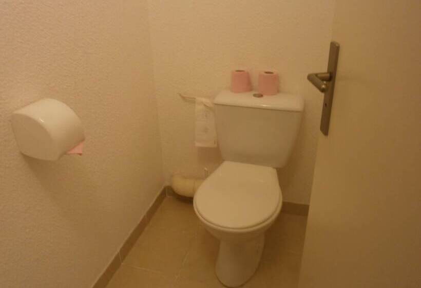 בית מלון כפרי Hôtel Le Clos Des Pins