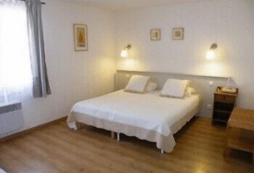 בית מלון כפרי Hôtel Le Clos Des Pins