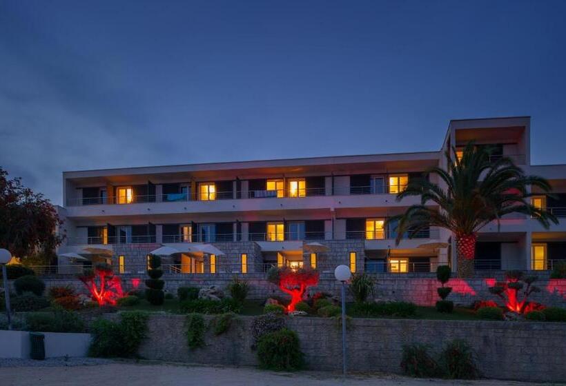 בית מלון כפרי Les Eucalyptus