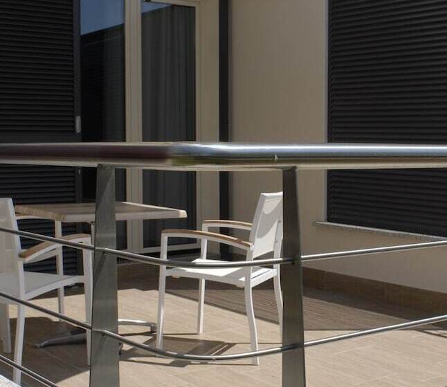 בית מלון כפרי Les Eucalyptus