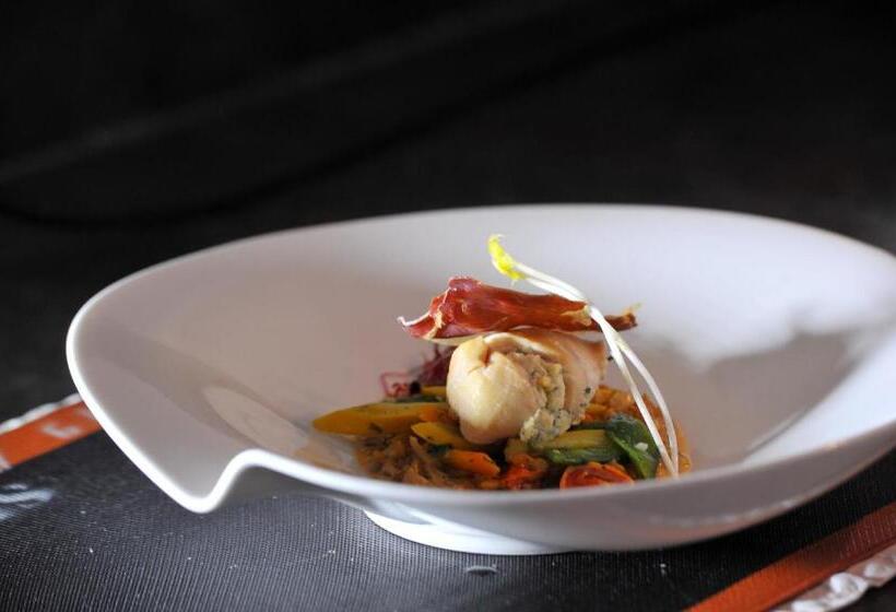 فندق Hôtel Les Grillons