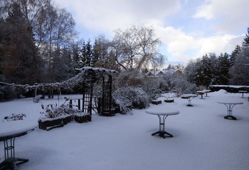 호텔 Hôtel Logis La Crémaillère