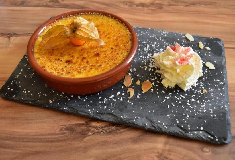 Отель Hôtel Restaurant Des Lacs