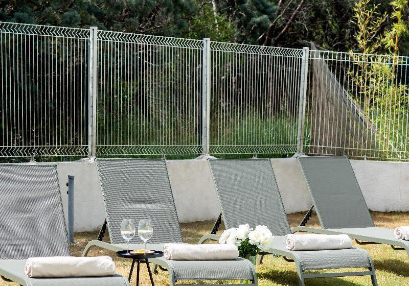 בית מלון כפרי Hôtel Restaurant Le Colombier