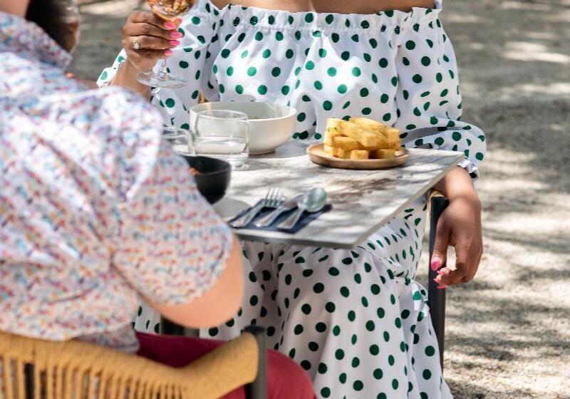 בית מלון כפרי Hôtel Restaurant Le Colombier