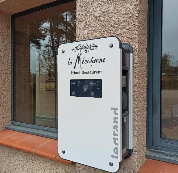 בית מלון כפרי Hôtel Restaurant Logis La Méridienne