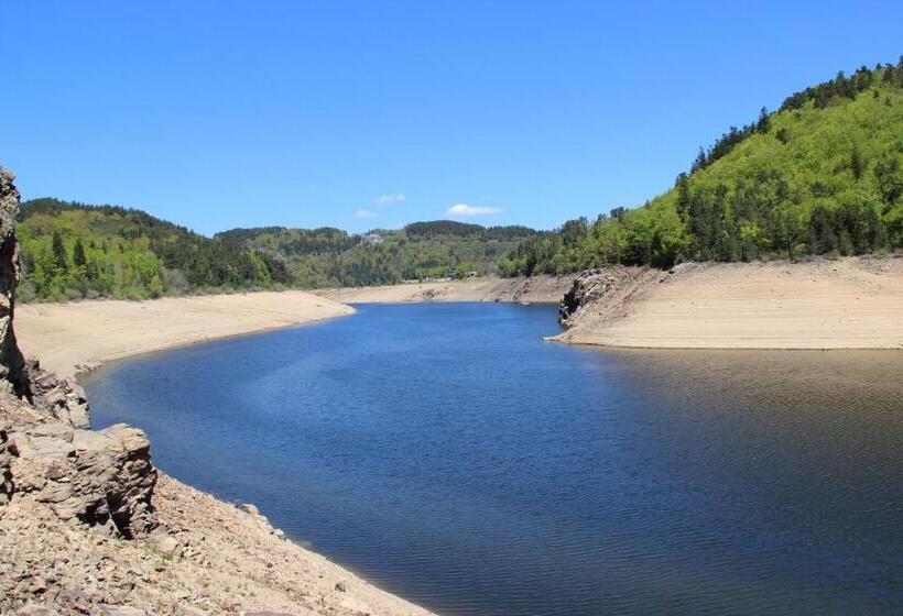 בית מלון כפרי Hôtel Restaurant Logis La Méridienne