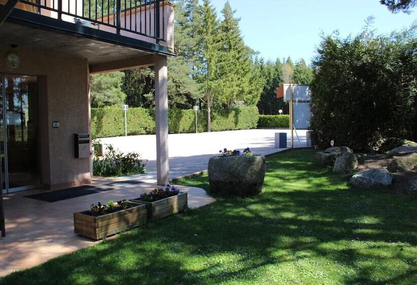 בית מלון כפרי Hôtel Restaurant Logis La Méridienne