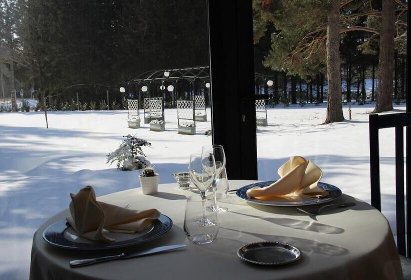 בית מלון כפרי Hôtel Restaurant Logis La Méridienne