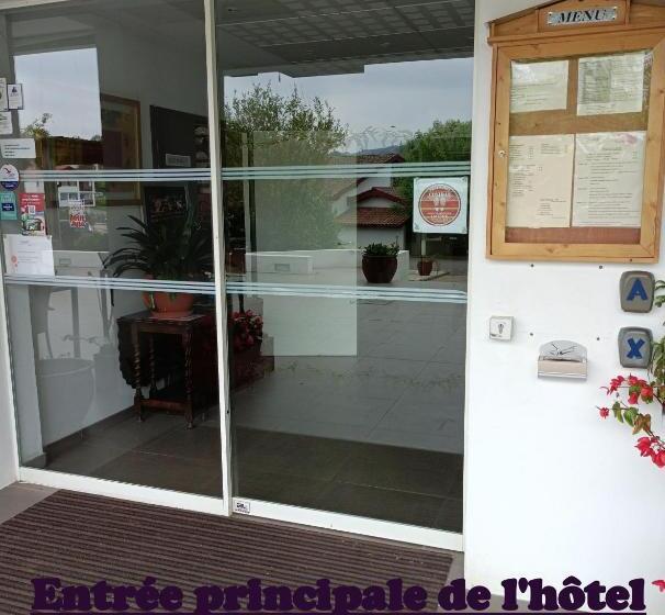 فندق Hôtel Résidence Bergara