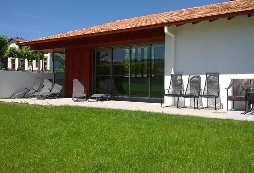 فندق Hôtel Résidence Bergara