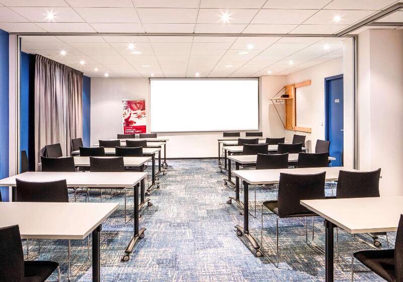 בית מלון כפרי Ibis Quimperlé