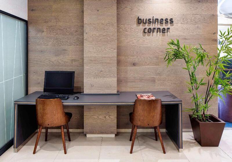 هتل Ibis Styles A Coruna