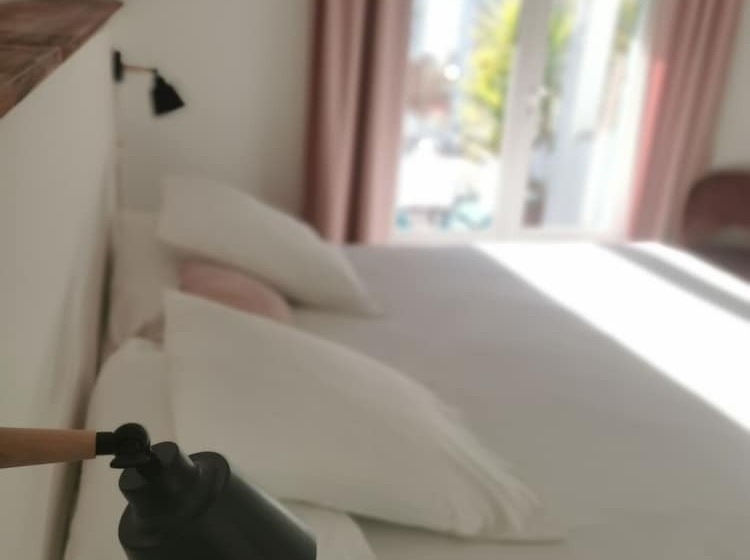 ホテル L Auberge Camarguaise