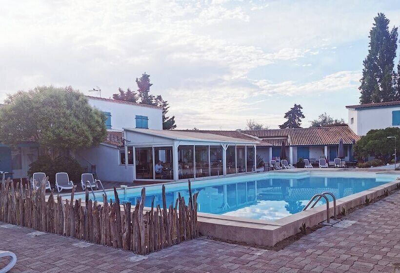 ホテル L Auberge Camarguaise