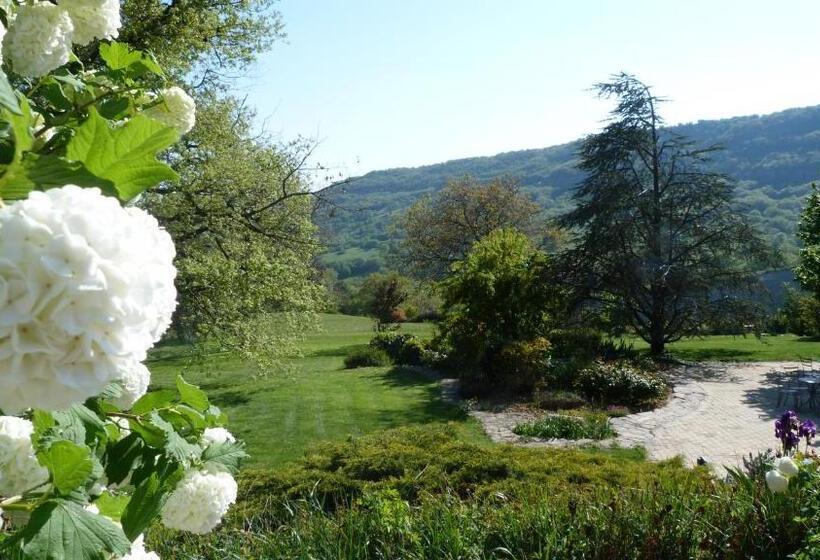 호텔 Logis Hôtel Restaurant La Mère Biquette