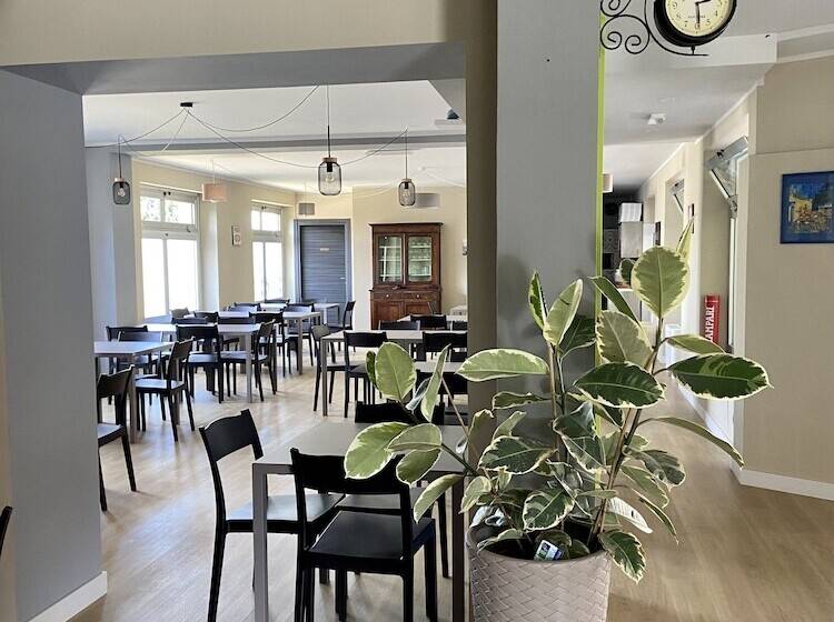 בית מלון כפרי La Pace