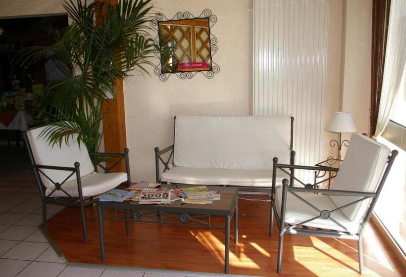 ホテル La Porte Angevine