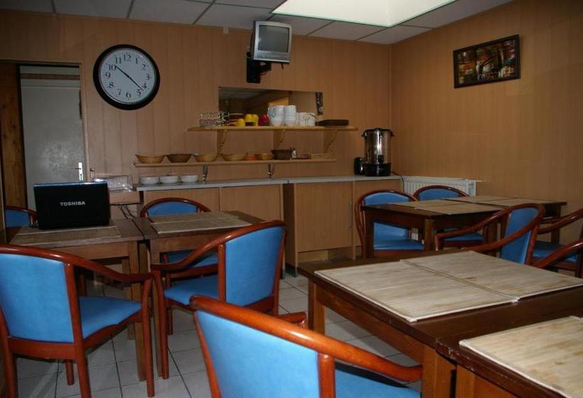 ホテル La Porte Angevine