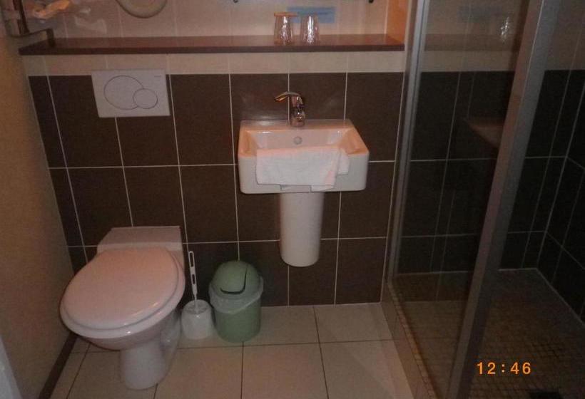 ホテル La Porte Angevine