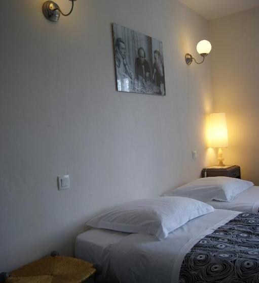 Отель Hôtel La Renaissance