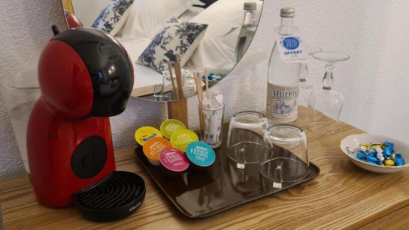 Отель La Truite De La Loue