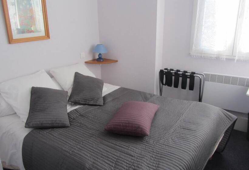 Отель La Truite De La Loue