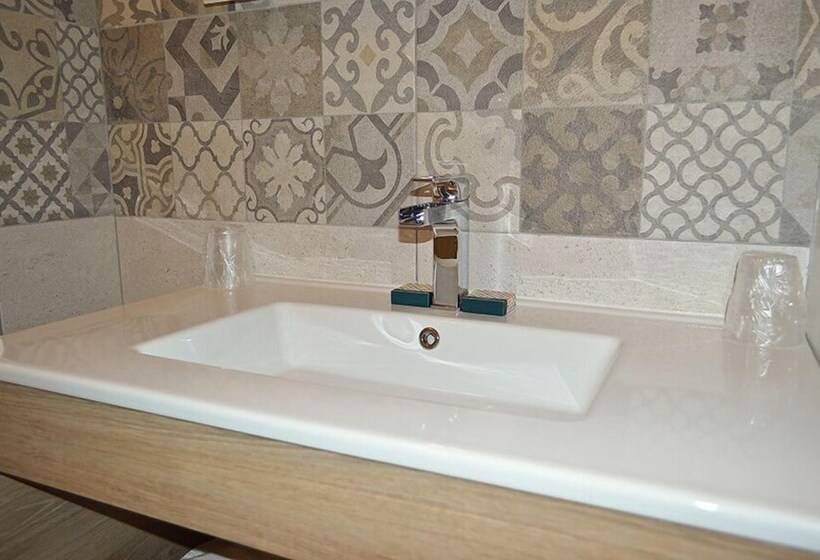 Отель La Venise Verte