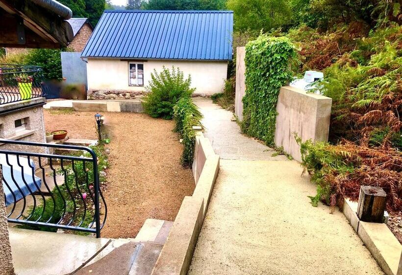 ホテル La Vieille Auberge Du Lac