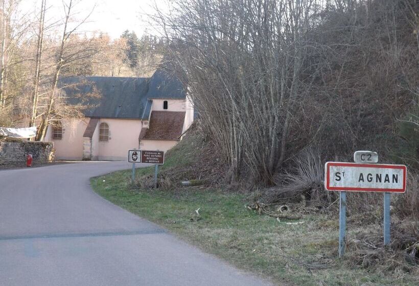 ホテル La Vieille Auberge Du Lac