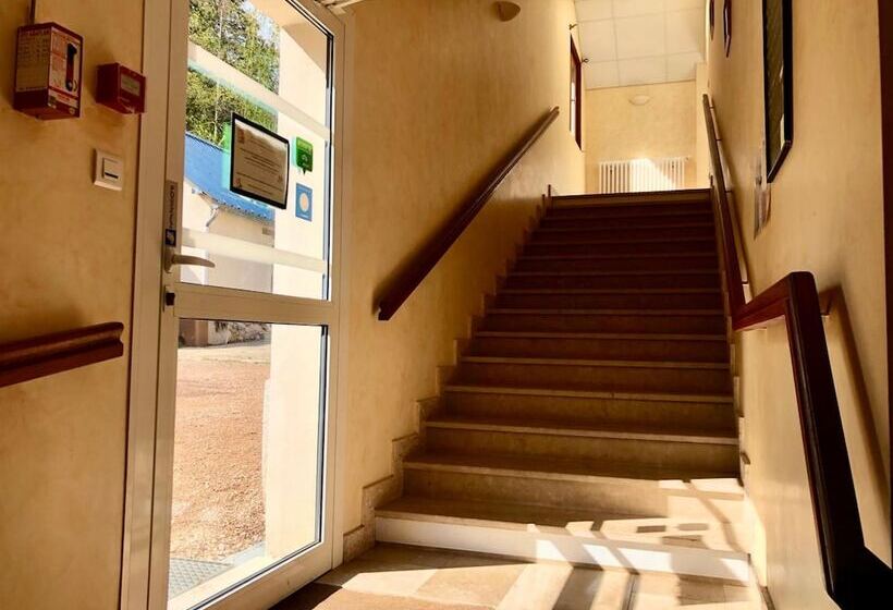 ホテル La Vieille Auberge Du Lac