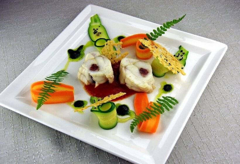 בית מלון כפרי Logis Hôtel Restaurant Le Chêne Vert