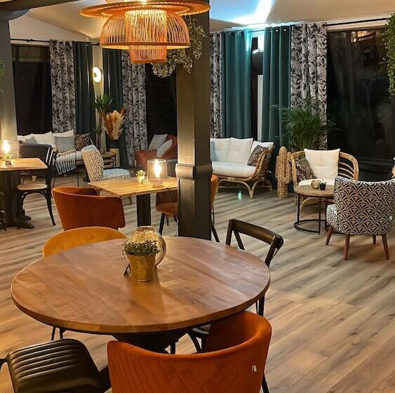 בית מלון כפרי Le Mont Brouilly