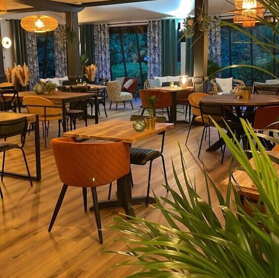 בית מלון כפרי Le Mont Brouilly