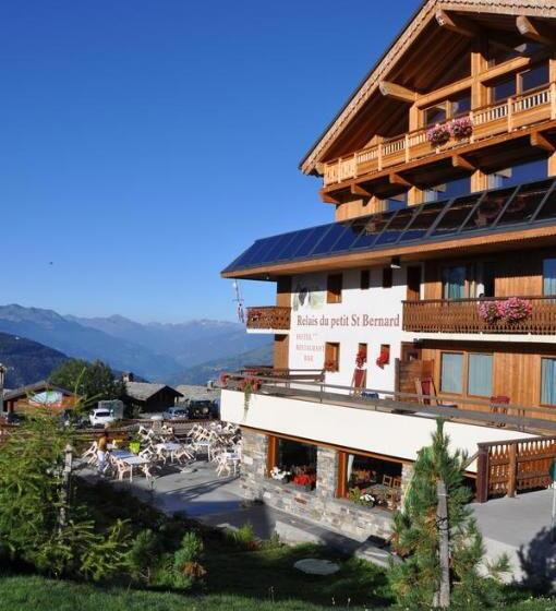 ホテル Le Relais Du Petit Saint Bernard