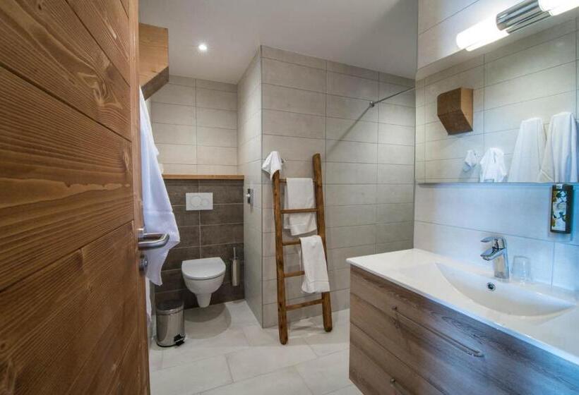 ホテル Le Relais Du Petit Saint Bernard