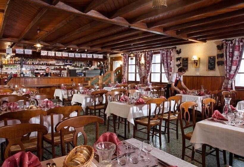 בית מלון כפרי Le Rouge Gazon