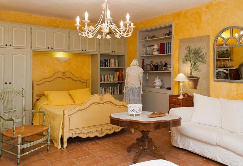 Отель Le Rouge Gorge