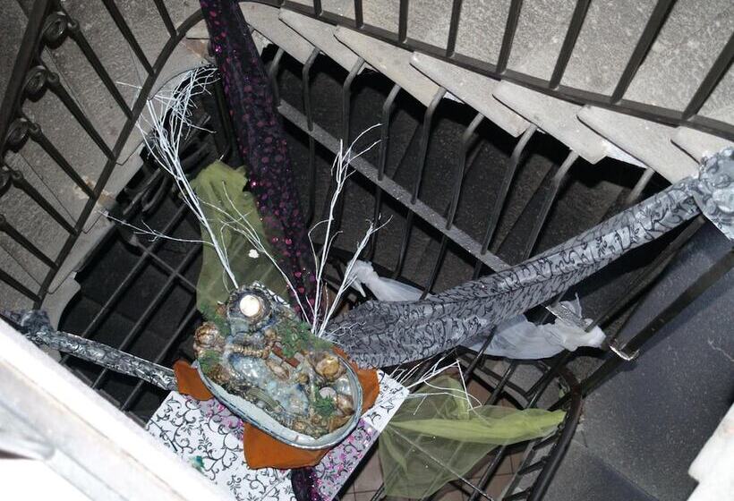 Отель Le Saint Clément