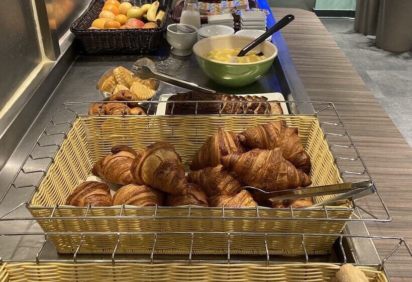 בית מלון כפרי Restaurant Le Sainte Mere