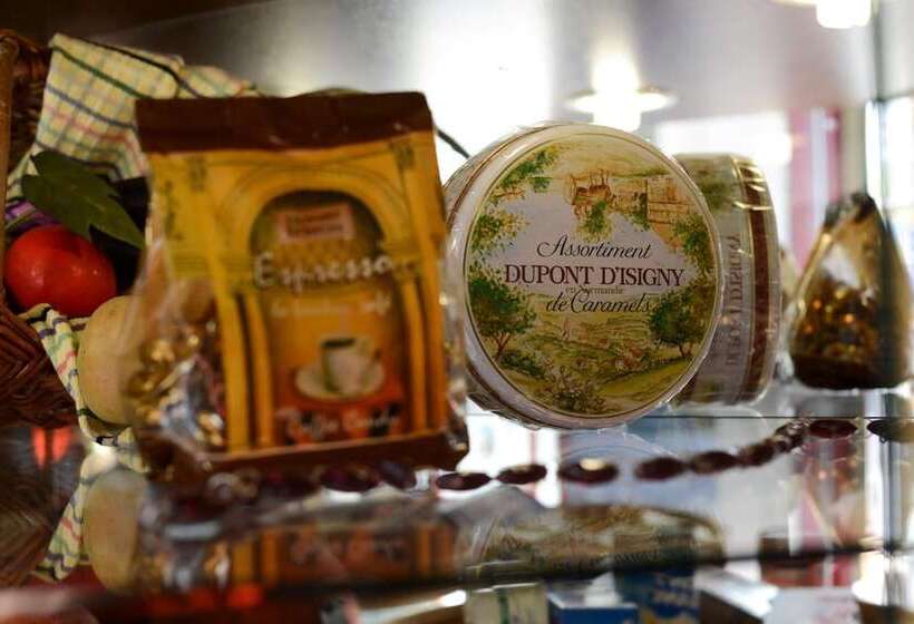 בית מלון כפרי Restaurant Le Sainte Mere