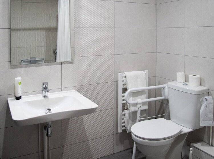 בית מלון כפרי Restaurant Le Sainte Mere