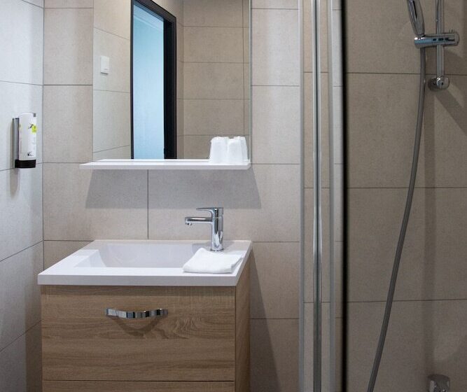 בית מלון כפרי Restaurant Le Sainte Mere