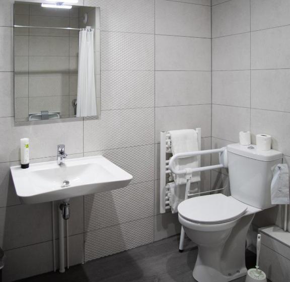 בית מלון כפרי Restaurant Le Sainte Mere